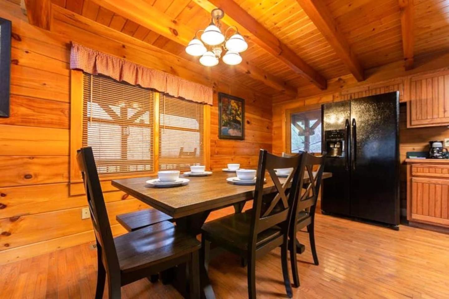 Pigeonforge Game Roomdog Friendlyhot Tub Holiday home